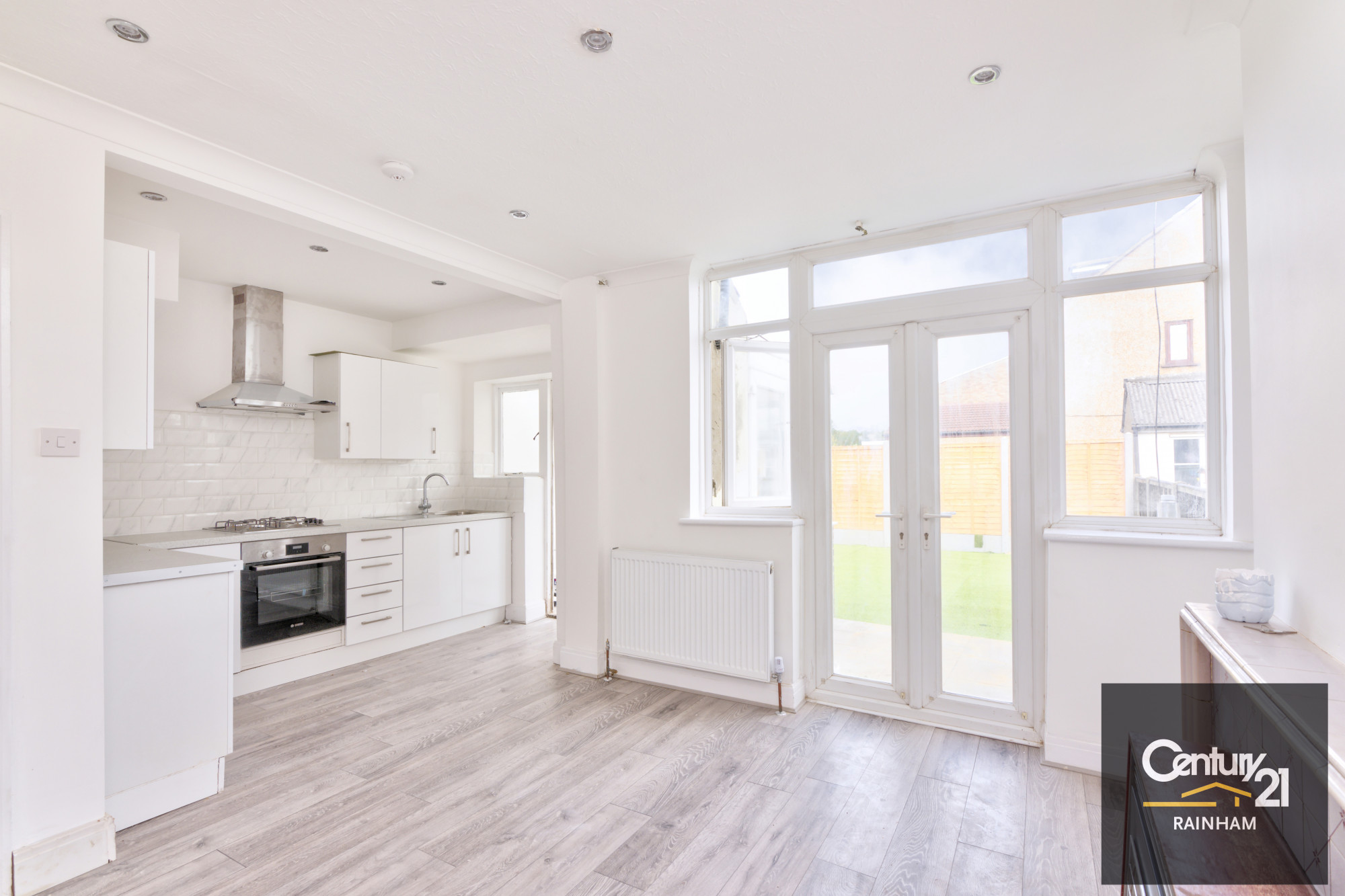 Rainham Road, Ilford, RM13